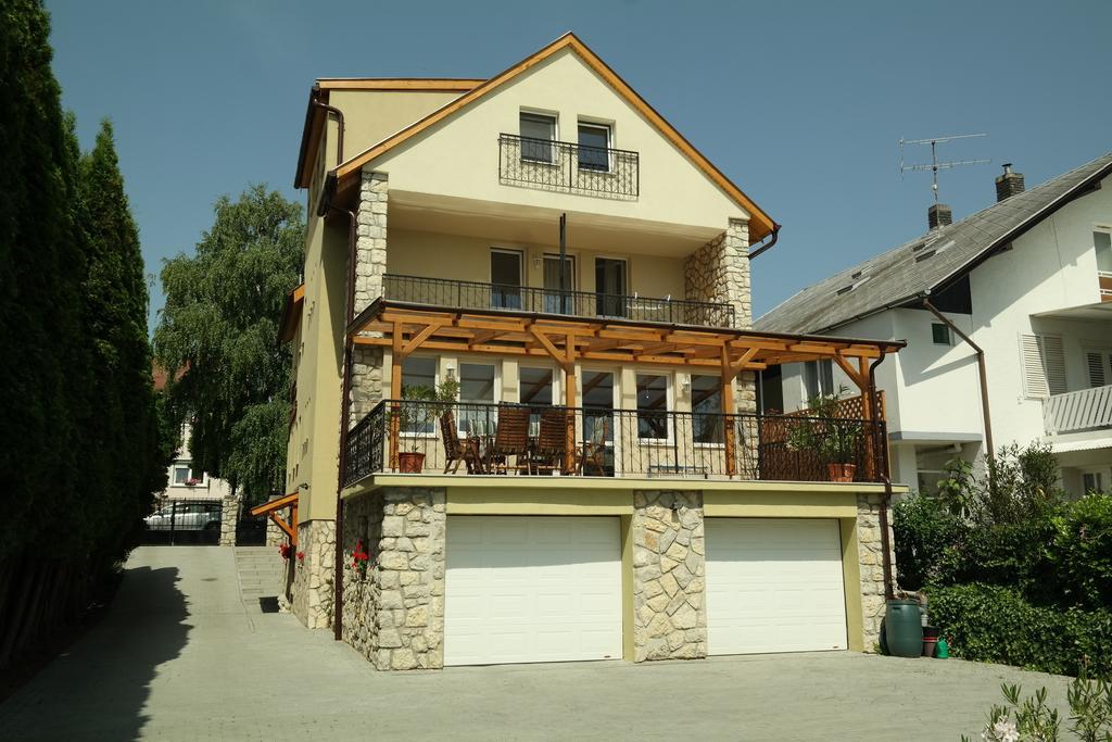 Deluxe Apartments Hévíz Extérieur photo