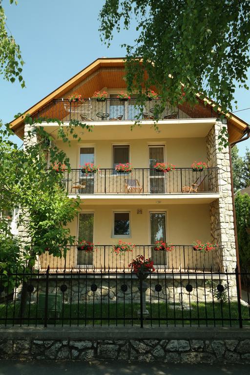 Deluxe Apartments Hévíz Extérieur photo