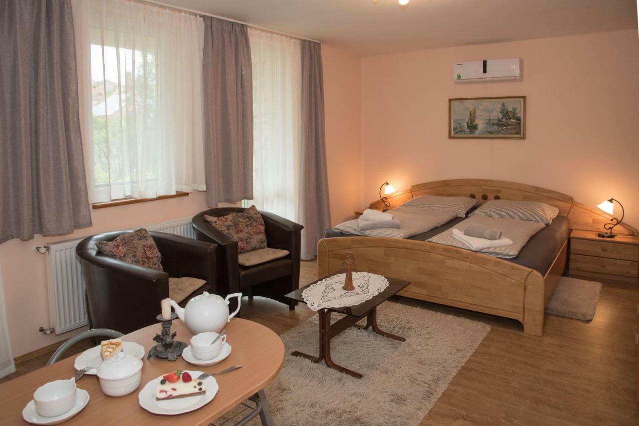Deluxe Apartments Hévíz Extérieur photo